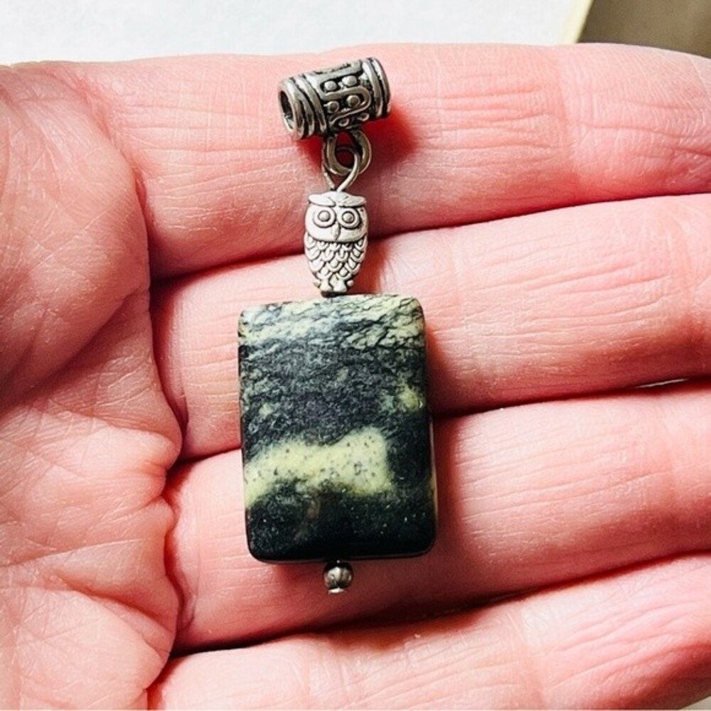 Moss Agate Crystal Owl‎ Necklace